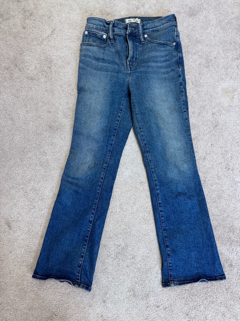 Madewell Mid Rise Kick out jeans size 25